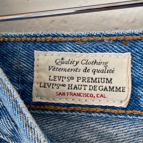 Levi Jeans - Distressed mom jeans - Picture 6 of 9